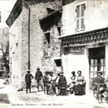Le café Petit (café Truchet), rue du marché (actuelle rue du châteai)